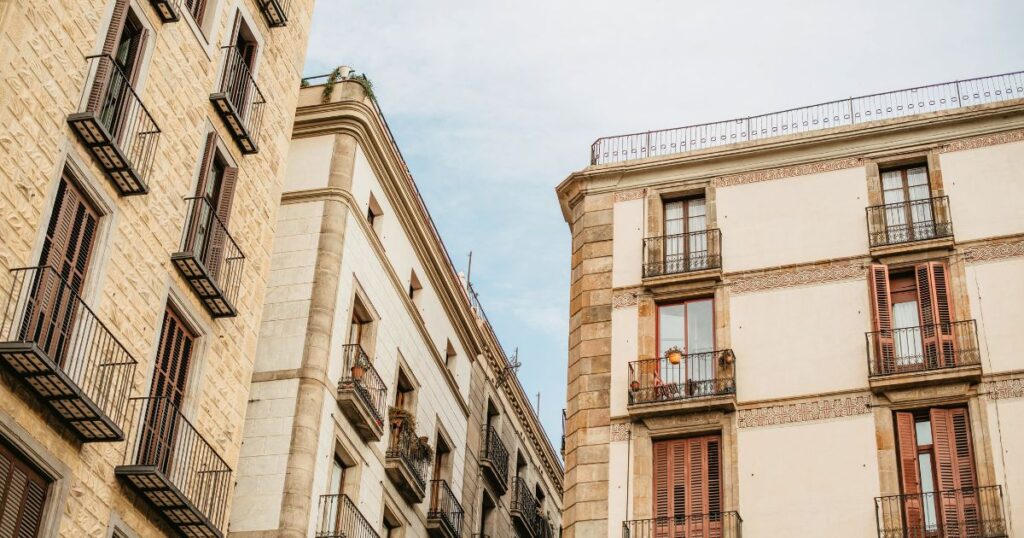 Heredar un piso en Barcelona sin testamento